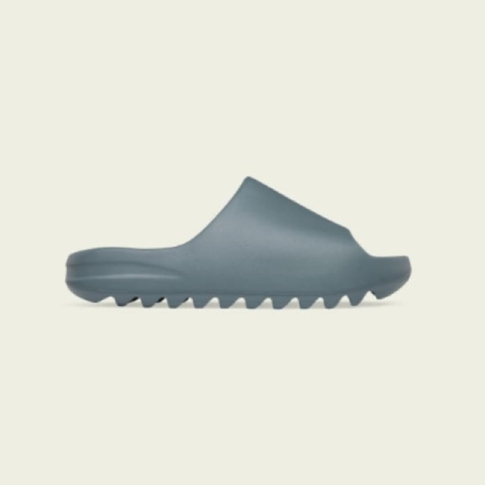 Yeezy Slide
